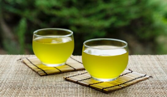 Ce se întâmplă cu corpul tău când bei ceai verde: beneficiile sale