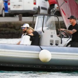 Heidi Klum și Tom Kaulitz în timp ce se plimbă cu barca prin St Barts
