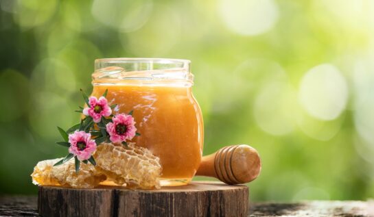 Beneficiile mierii de Manuka pentru sănătatea ta. Ce se întâmplă în organism dacă o consumi regulat