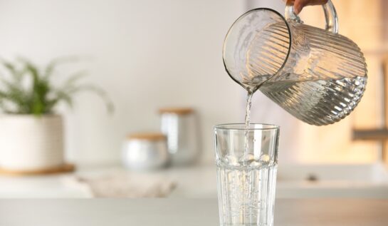 Cum să te hidratezi corect. Ce spun specialiștii despre importanța consumului de apă