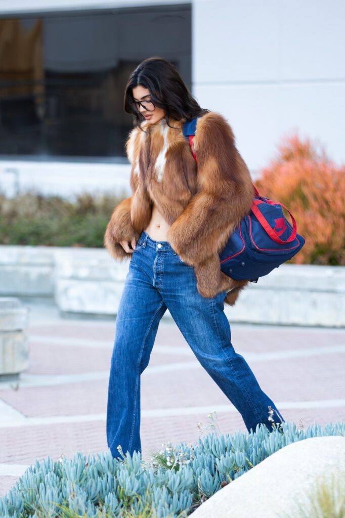 Kylie Jenner, fotografiată în timp ce iese de la sală