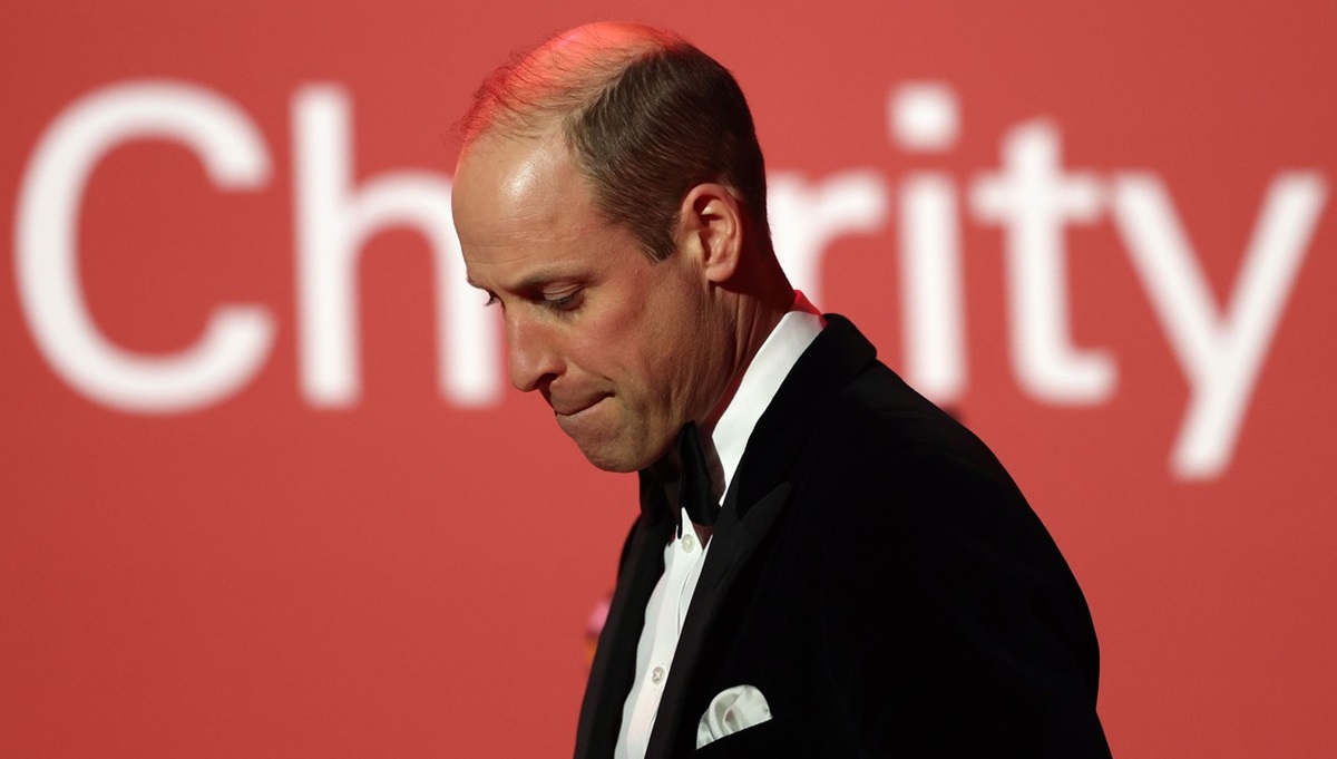 Prințul William la costum în cadrul unui dineu regal de mulțumire a forțelor medicale aeriene