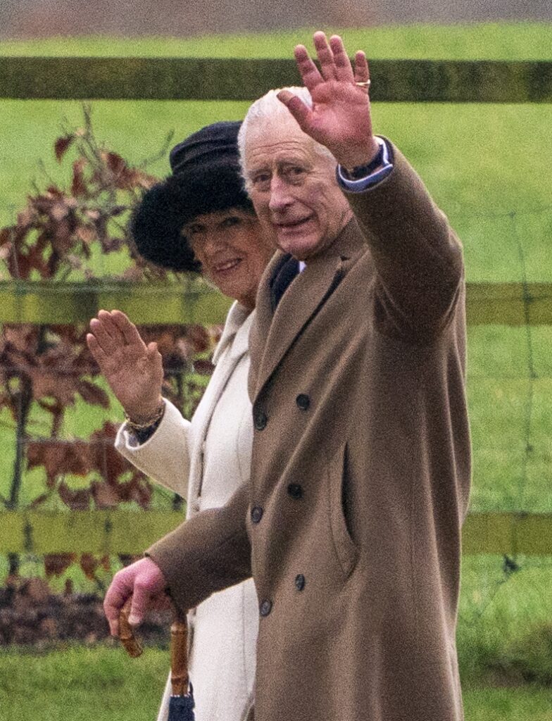 Regele Charles și Regina Camilla, la biserică