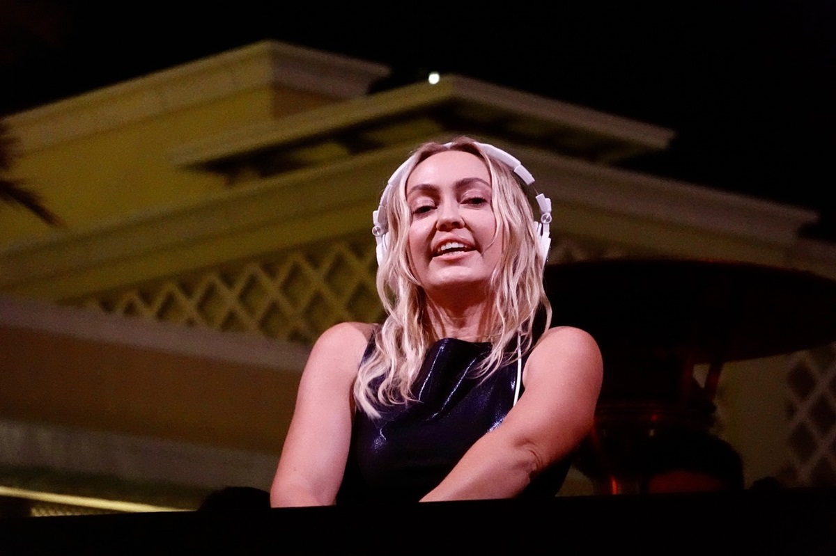 Brandi Cyrus în timp ce se află la o petrecere din Las Vegas