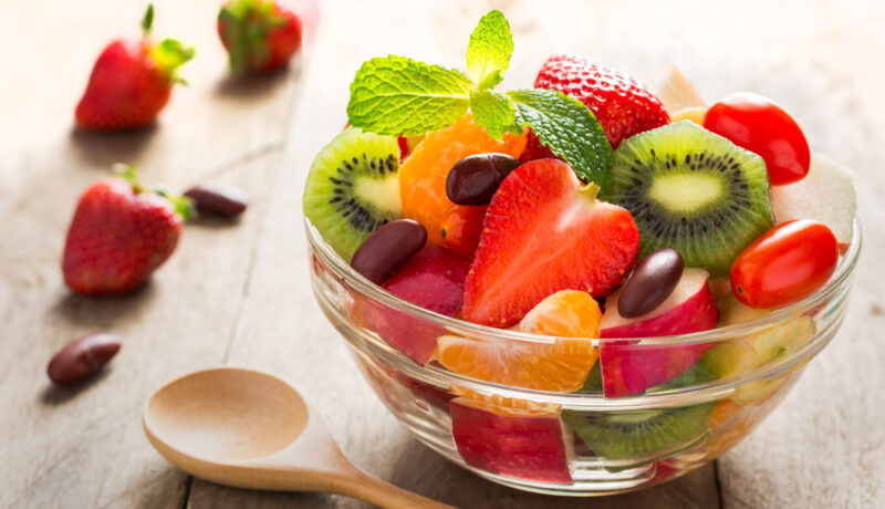 Ingredientele secrete care transformă orice salată de fructe. Aroma e delicioasă