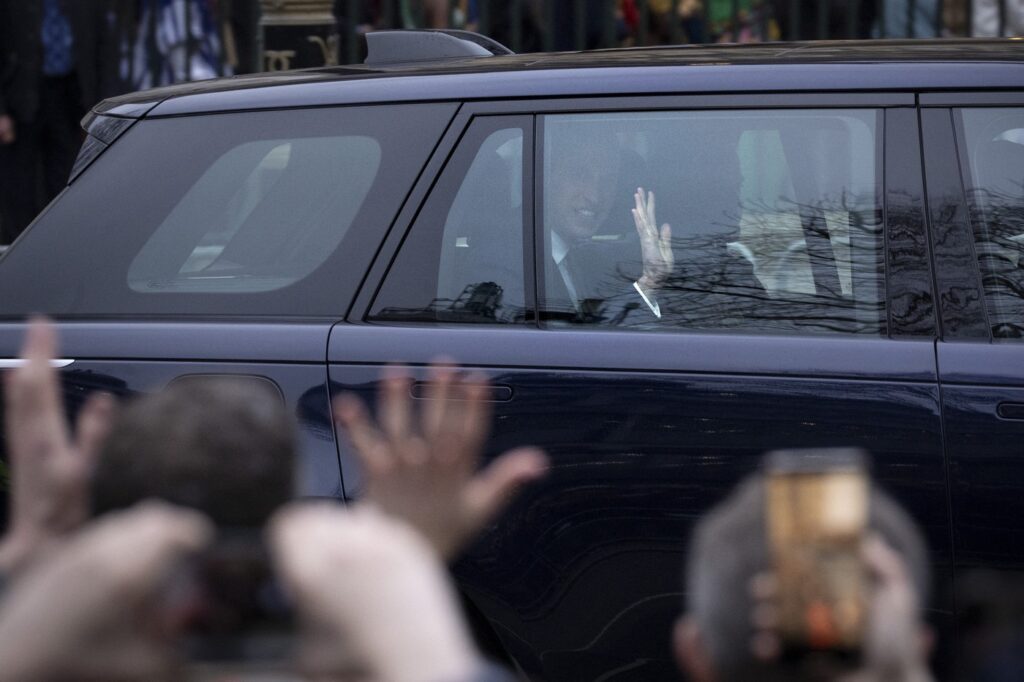 Prințul William, într-o mașină, la un eveniment de ziua Commenwelth