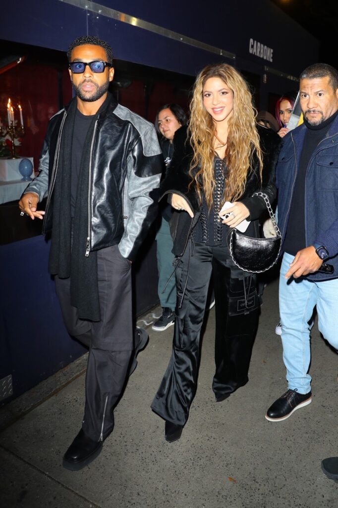 Shakira și Lucien Laviscount la o întâlnire romantică în New York