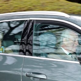 Regele Charles la volanul mașinii sale, la Balmoral